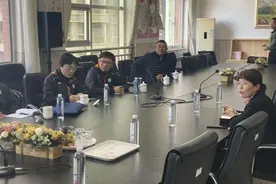 山东烟台高新区实验小学校园足球获赞图片