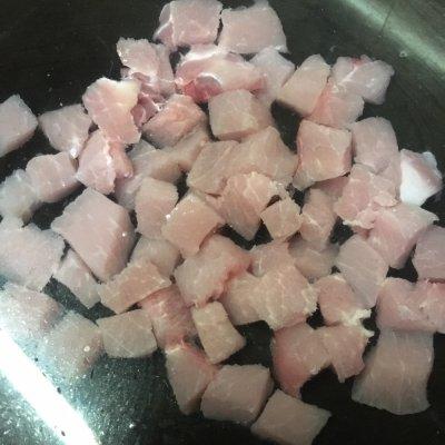 花胶炖瘦肉放黄芪可以吗 2026年花胶和瘦肉炖汤还可以放什么