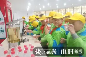 农夫山泉为啥有点甜？淳安屏门“移动课堂”上线，“好奇宝宝”收获满满图片