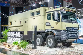 山东神秘买家开启“终极梦想”，进博会千万元房车内景曝光……图片