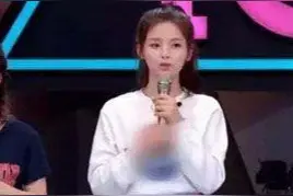 杨超越醉酒失态大喊爸妈，自曝心愿是在上海买房，打工人太有共鸣图片