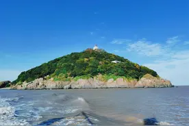 堪称上海最浪漫工作地！大海、小岛、灯塔……有人守岛32年，干的全是技术活图片