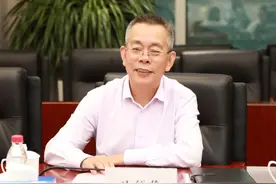 中央决定，马须伦任南航董事长、党组书记图片