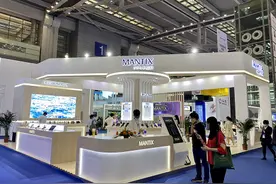 “大面板+小模组”战略显成效 华映科技业绩扭亏多款产品亮相高交会图片