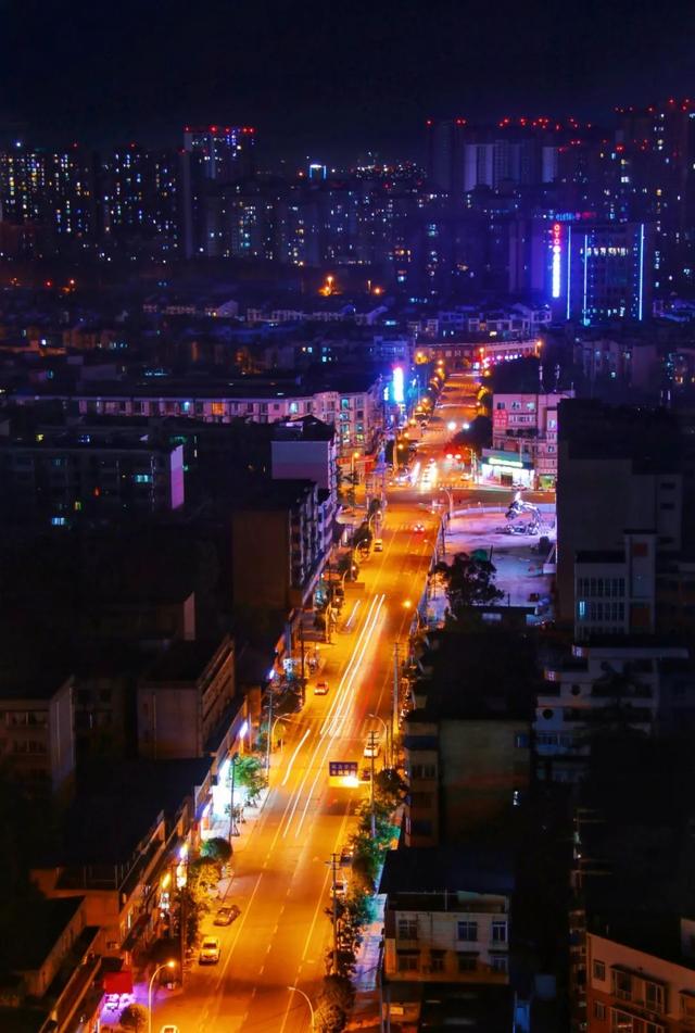 炖酸辣花胶鸡汤做法 2026年炖酸辣花胶鸡汤做法窍门 炖酸辣花胶鸡汤做法 2026年炖酸辣花胶鸡汤做法窍门