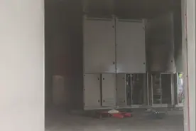 突发！北京朝阳望京花园一配电室起火冒烟，造成居民家中停电停暖图片