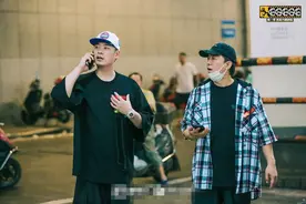 《哈哈哈哈哈》欢笑与温情共存 邓超陈赫鹿晗被丢服务区遇好心司机图片