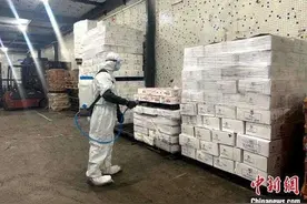 吴尊友：海淘包裹有病毒污染风险，用酒精擦拭后要洗手图片