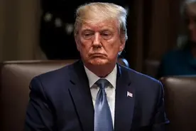 这回真成“地堡男孩”了？图片