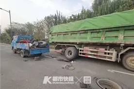 轮胎突然爆了，29岁修车小伙仍在抢救！汽修20多年的师傅说这种轮胎就像“炸弹”，一定要远离图片