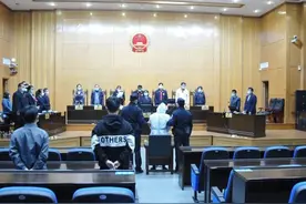 大学教师校门口公然杀女学生案宣判，“手段特别残忍”图片