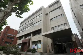 13岁韩国围棋少女击败九段选手 对手复盘发现：是AI下的图片