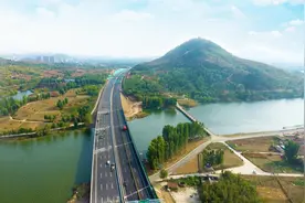 京沪高速改扩建莱芜至临沂（鲁苏界）段一标三分部路段通过交工验收图片