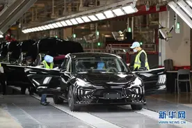 走进特斯拉上海超级工厂图片
