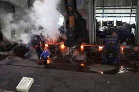 福建三钢车间养锦鲤，打卡钢铁工业区中的3A景区视频封面