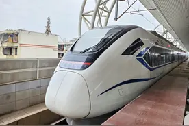 让通勤、旅游更近！成都市域铁路公交化运营升级改造 一期工程年底前完成图片