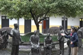 跟我们一起云参观毛泽东与第一师范纪念馆 感受红色爱国主义教育图片