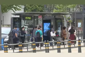 韩媒：韩国9月新生儿数量创新低，恐迈入“超高龄社会”视频封面