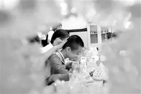 八姐妹爱心服务队8年来温暖了这些老小的岁月图片