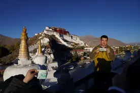 拉萨：丁真最想去的城市冬天是怎样的？图片