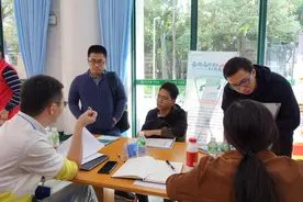 东莞举办“逸莞校招”中山大学人才供需招聘会图片
