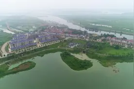 荣家湾：湖光山色里的“乡味长廊”图片