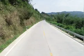 早新闻丨南宁一楼盘刚交房，就面临被拆？买房警惕这些坑图片