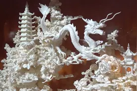 75秒丨牛骨雕成工艺品 滨州阳信农村大姐端起“骨饭碗”图片