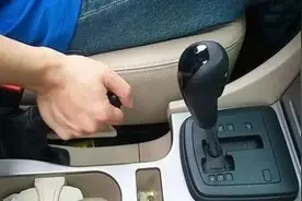 从手动挡到自动档，这5大驾驶误区注意了图片