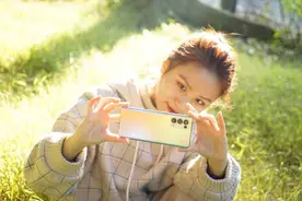 OPPO Reno5 Pro评测：全新星钻外观，最会拍人的视频手机图片