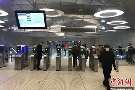 巴黎地铁开通新线 谋求缓解巴黎北郊公共交通压力图片