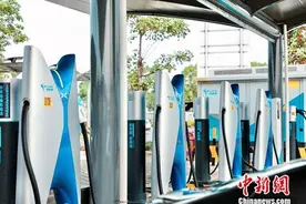 小鹏超充实现广州白云国际机场终身免费充电服务图片