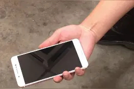 硬度高、防辐射？纳米手机膜是“黑科技”还是智商税图片