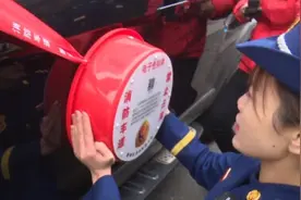 还敢占消防车道？“大脸盆”给你扣上图片