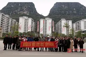 广西都安开展“感党恩 颂党情 跟党走”主题创作采风活动图片