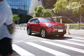 第三代哈弗H6碰撞测试疑似“翻车”，气囊“形同虚设”？图片