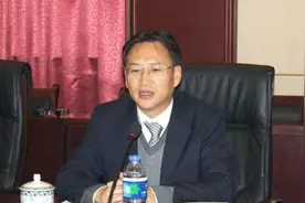 郑光泉拟升正厅，曾获“全国优秀县委书记”称号图片