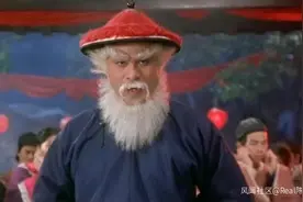 徐锦江说我们过的是具有中国特色的圣诞节了，大家如何评价图片