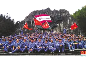 华中师范大学龙岗附属中学三度蝉联深圳教育最高奖图片