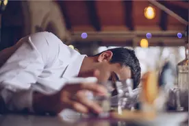 是谁“偷走”了你的醉后记忆？