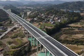 新华财经｜粤桂又添新通道 大浦高速助力广西“东融”图片