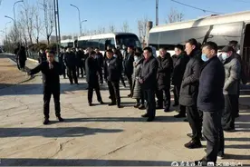 观摩进行时丨琵琶湾村助力推进青年路南段道路拓宽项目图片