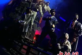 大型杂技剧《铁道英雄》济南首演 再现铁道游击队传奇历史图片