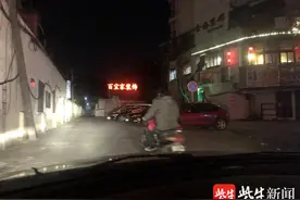 爸爸去哪儿了？三岁孩童深夜独行大街寻父，暖心民警跨年“寻亲”图片