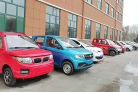 “老年代步车”治理难题如何破？图片