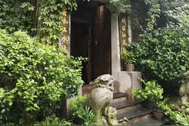 在岳麓山下吃饭是什么体验？长沙这些庭院餐厅值得你打卡「长沙榜247期」图片