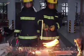 绚丽夺目的“钢丝棉烟火”走红，上海消防：燃点低极具危险性图片