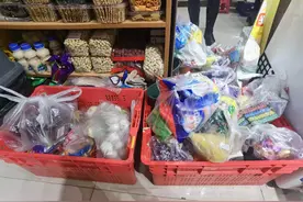 社区团购曝品控隐忧：599元买阿玛尼手表，难验真身图片