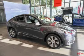 本月陆续交付，我们提前试驾了特斯拉Model Y图片