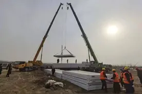 现场直击石家庄抢建集中隔离点，专家：春节前这轮疫情可控制住图片
